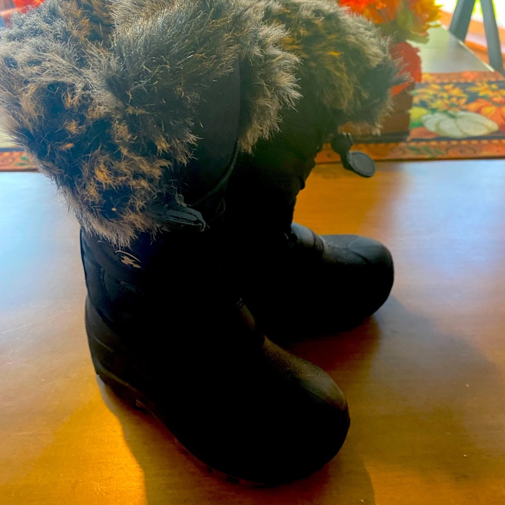 kamik kids boots. Great condition